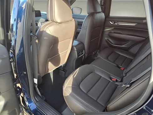 New 2025 MAZDA CX-5 Signature image 15