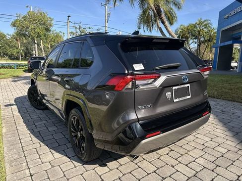 Used 2023 Toyota RAV4 XSE AWD/4WD image 12