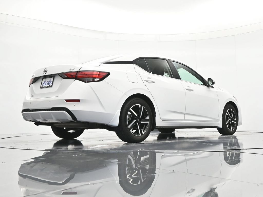 Certified 2024 Nissan Sentra SV FWD image 40