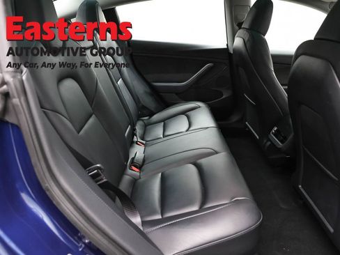 Used 2023 Tesla Model 3 Standard Range RWD image 17