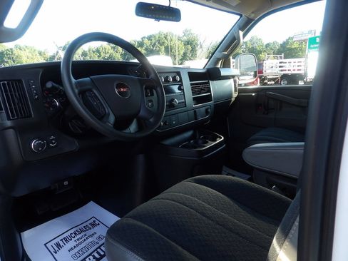 Used 2025 GMC Savana 2500 w/ Driver Convenience Package RWD image 16