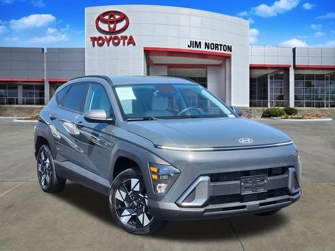 Used 2025 Hyundai Kona SEL AWD/4WD image 1