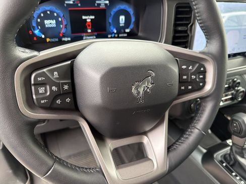 Used 2025 Ford Bronco Badlands AWD/4WD image 22