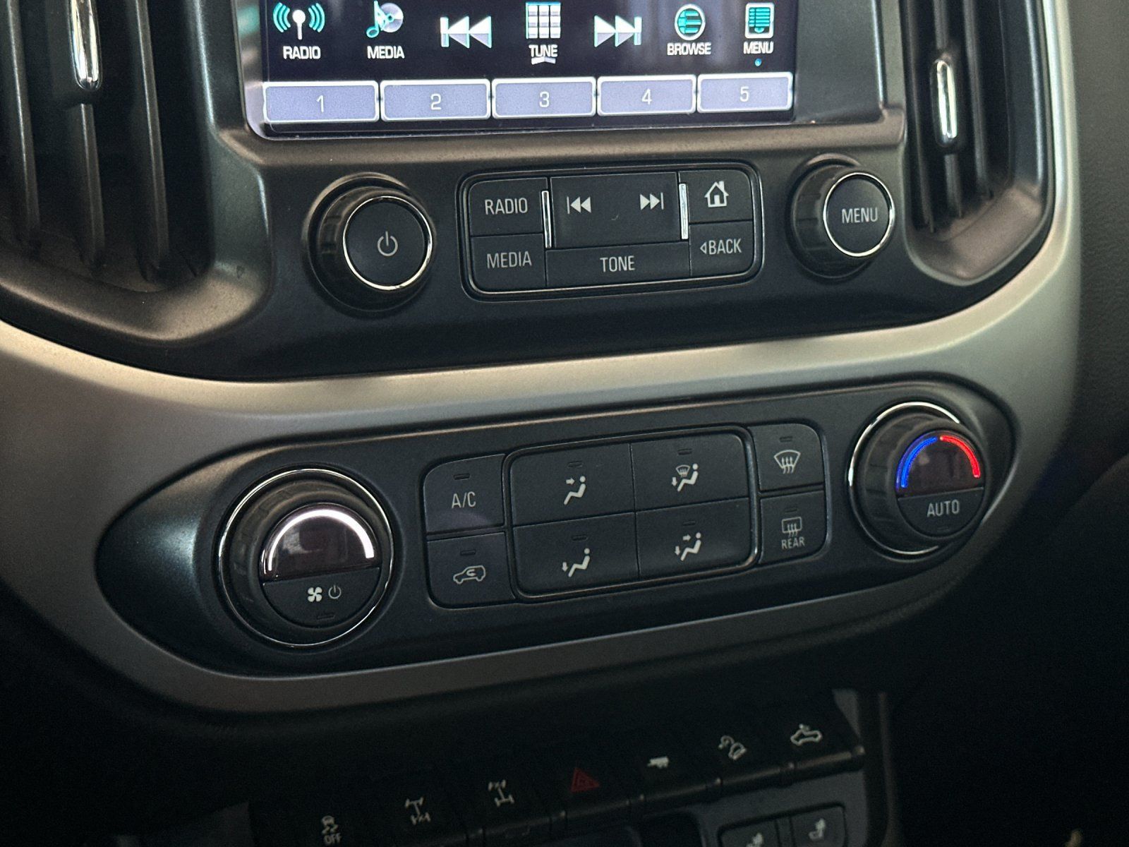 Used 2018 Chevrolet Colorado ZR2 AWD/4WD image 17