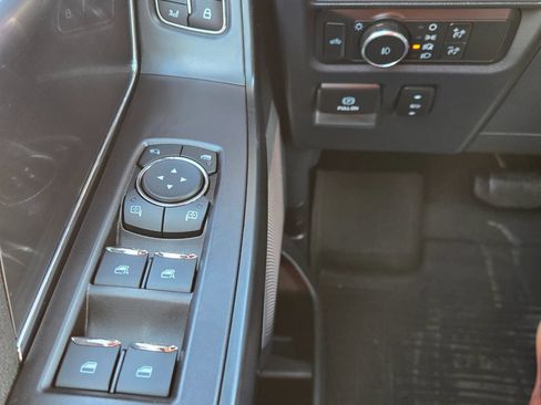 Used 2022 Ford F150 Raptor w/ Equipment Group 801A High AWD/4WD image 18