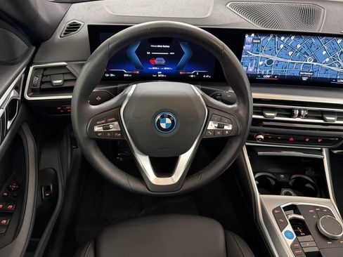Used 2023 BMW i4 eDrive35 RWD image 14