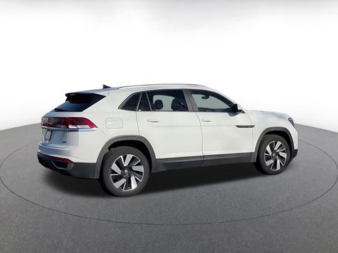 Used 2024 Volkswagen Atlas Cross Sport SE image 15