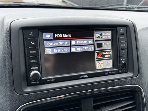 Used 2014 Dodge Grand Caravan SE w/ Quick Order Package 29E SE image 3