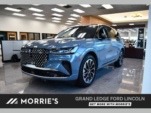 Used 2026 Lincoln Nautilus Reserve AWD/4WD image 1