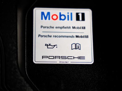 Used 2020 Porsche 911 Carrera S RWD image 37