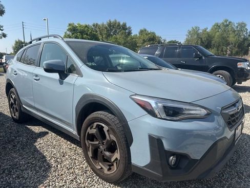 Used 2022 Subaru Crosstrek 2.5i Limited w/ Moonroof Package 2 AWD/4WD image 4