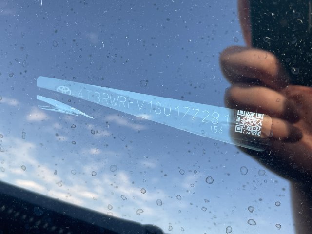 Certified 2025 Toyota RAV4 XLE AWD/4WD image 33