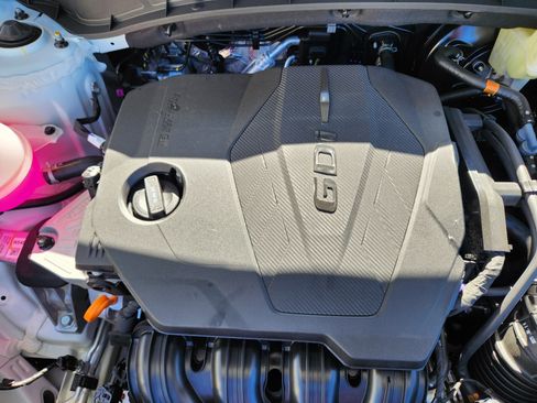 New 2026 Hyundai Tucson Limited image 19