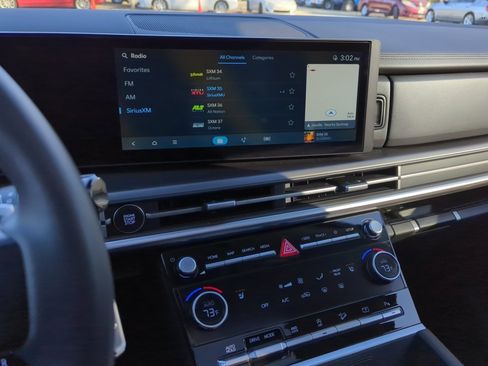 Used 2025 Hyundai Santa Fe XRT image 27