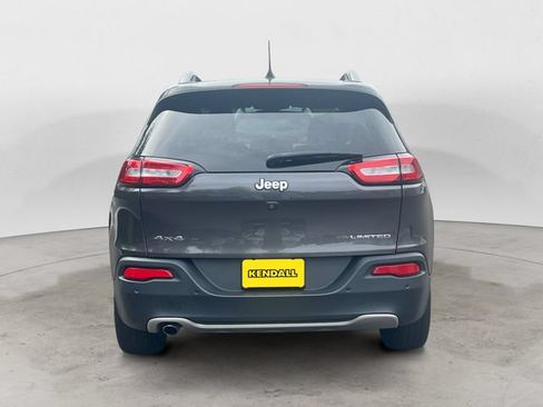 Used 2018 Jeep Cherokee Limited AWD/4WD image 6