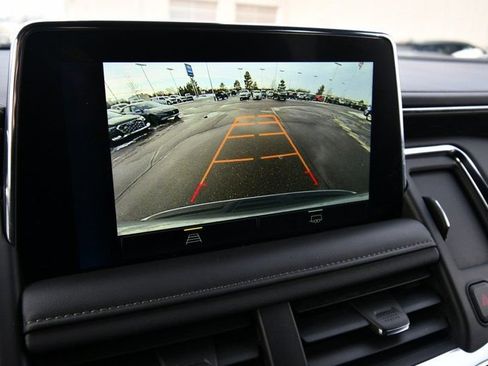 Used 2024 Chevrolet Suburban LT AWD/4WD image 28