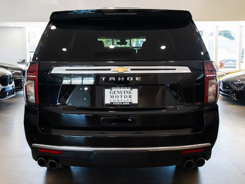 Used 2021 Chevrolet Tahoe High Country w/ Premium Package AWD/4WD image 5