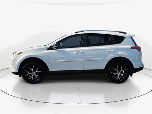 Used 2017 Toyota RAV4 SE AWD/4WD image 7