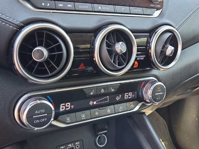 Used 2023 Nissan Sentra SV w/ All-Weather Package FWD image 10