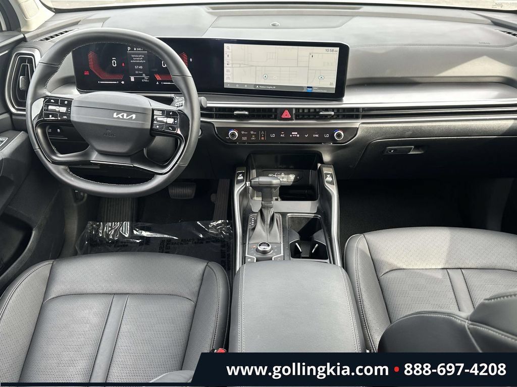 Certified 2026 Kia Sorento EX AWD/4WD image 13