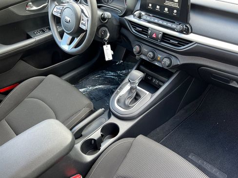Certified 2021 Kia Forte LXS FWD image 15