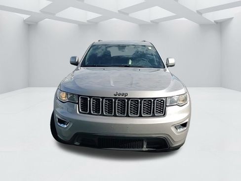 Used 2021 Jeep Grand Cherokee Laredo X image 11