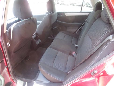 Used 2018 Subaru Outback 2.5i Premium AWD/4WD image 15