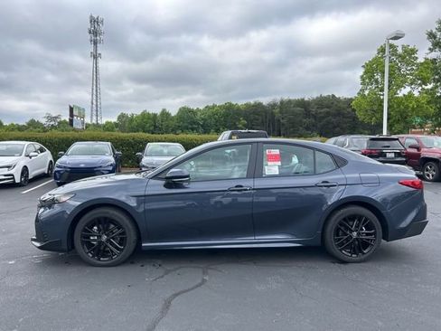 New 2026 Toyota Camry SE AWD/4WD image 8