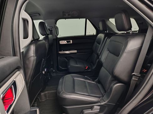 Used 2022 Ford Explorer Limited w/ Limited Technology Package AWD/4WD image 27