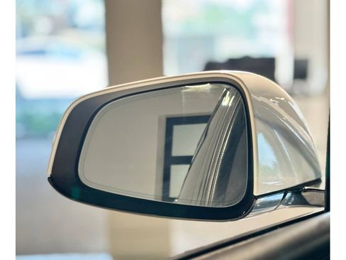 Used 2023 Tesla Model X image 35