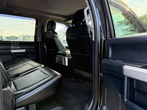 Used 2017 Ford F450 Lariat w/ Lariat Ultimate Package AWD/4WD image 24