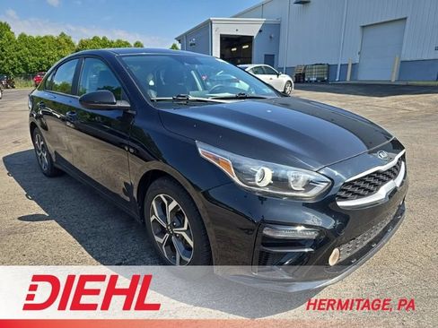 Certified 2021 Kia Forte LXS FWD image 1