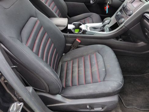 Used 2015 Ford Fusion SE w/ Equipment Group 201A image 11