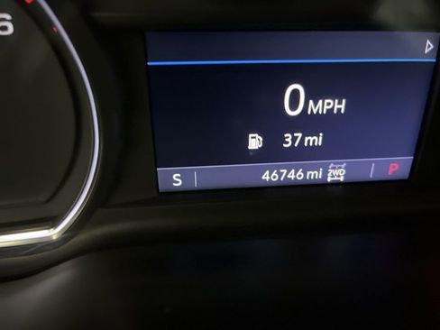 Used 2021 Chevrolet Silverado 1500 LT Trail Boss w/ Convenience Package II image 21