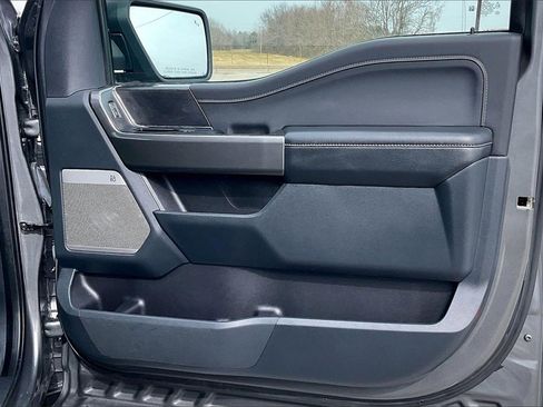 Certified 2022 Ford F150 XLT w/ Equipment Group 302A High image 27