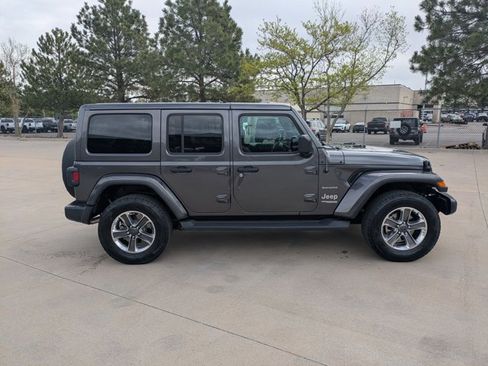 Used 2022 Jeep Wrangler Unlimited Sahara w/ Cold Weather Group image 4