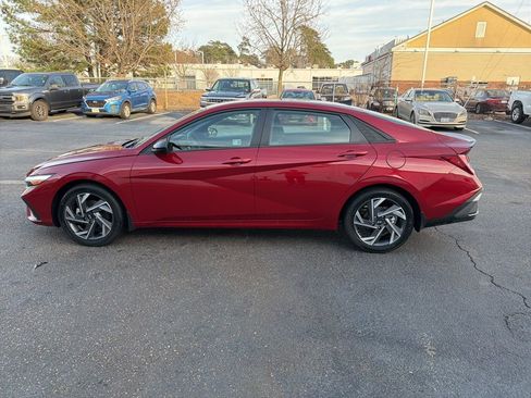 New 2025 Hyundai Elantra Sport image 2