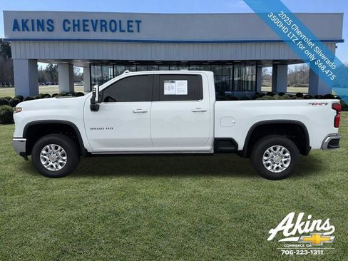 Used 2025 Chevrolet Silverado 3500 LTZ w/ LTZ Premium Package AWD/4WD image 12