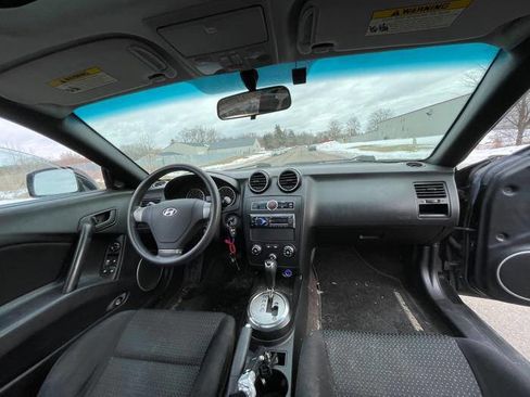 Used 2008 Hyundai Tiburon GS image 27