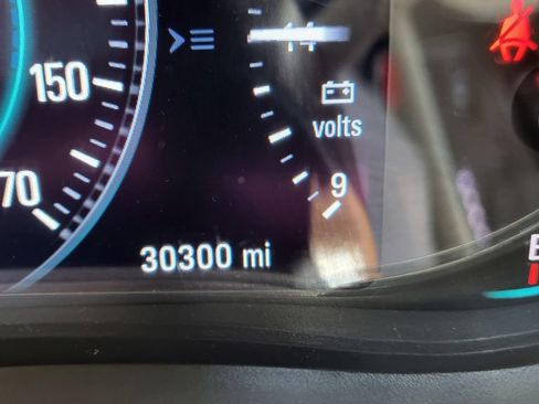 Used 2015 Buick LaCrosse Leather FWD image 31