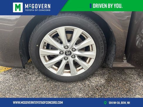 Used 2018 Toyota Camry LE w/ Audio Package FWD image 32