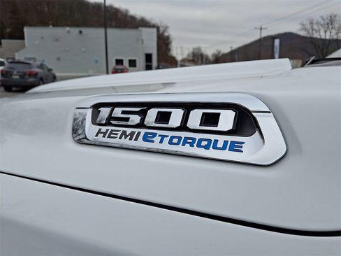 Used 2023 RAM 1500 Big Horn image 32