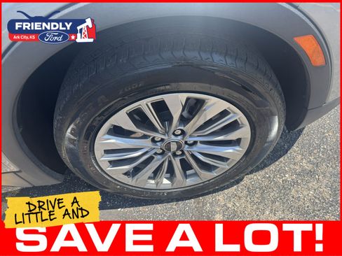 Used 2024 Cadillac XT4 Premium Luxury AWD/4WD image 31