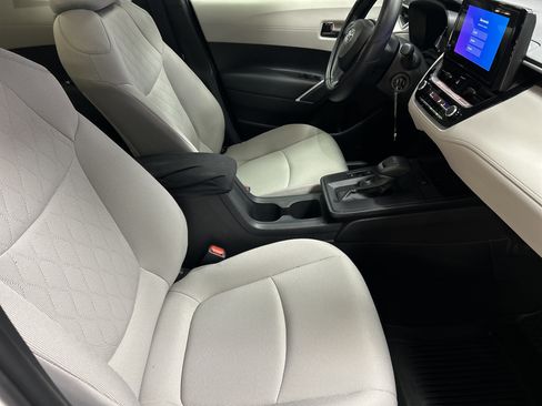 Used 2026 Toyota Corolla Cross L FWD image 35