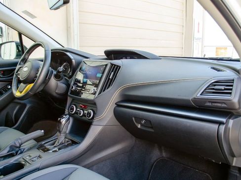 Used 2021 Subaru Crosstrek 2.5i Sport w/ Moonroof Package AWD/4WD image 32