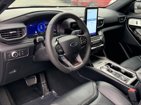 Used 2021 Ford Explorer ST w/ Equipment Group 401A image 32