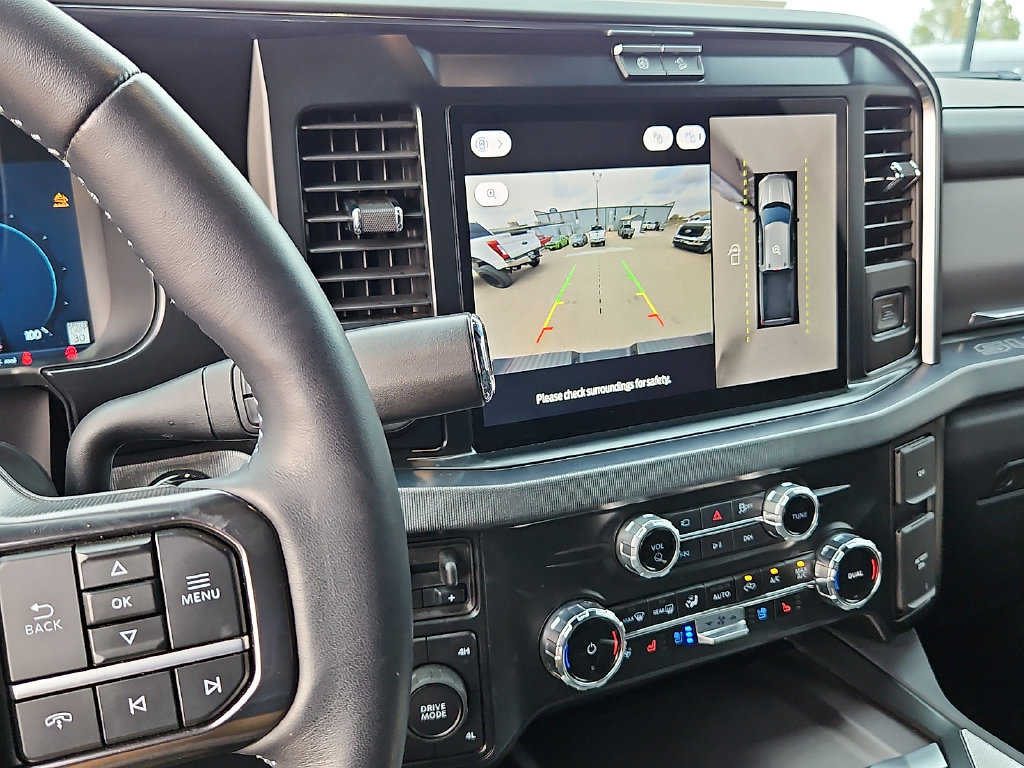 Used 2026 Ford F450 Platinum w/ FX4 Off-Road Package AWD/4WD image 23