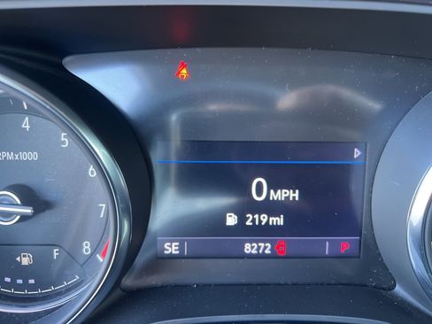 Used 2023 Buick Encore GX Select image 10