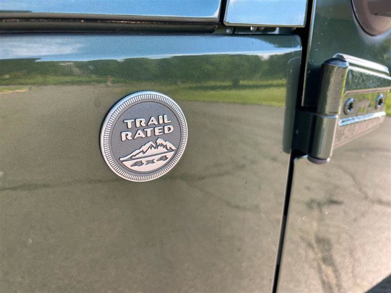 Used 2007 Jeep Wrangler Sahara w/ Dual Top Group AWD/4WD image 33