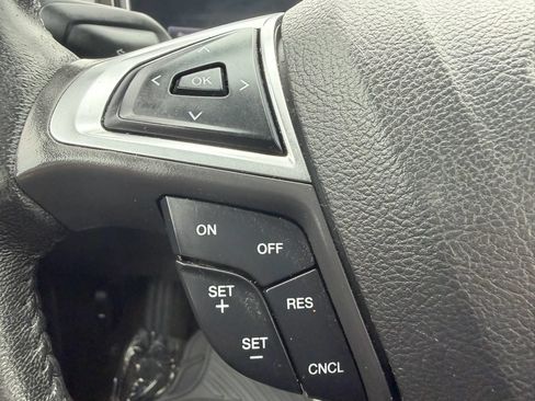 Used 2016 Ford Fusion SE w/ Equipment Group 202A FWD image 16